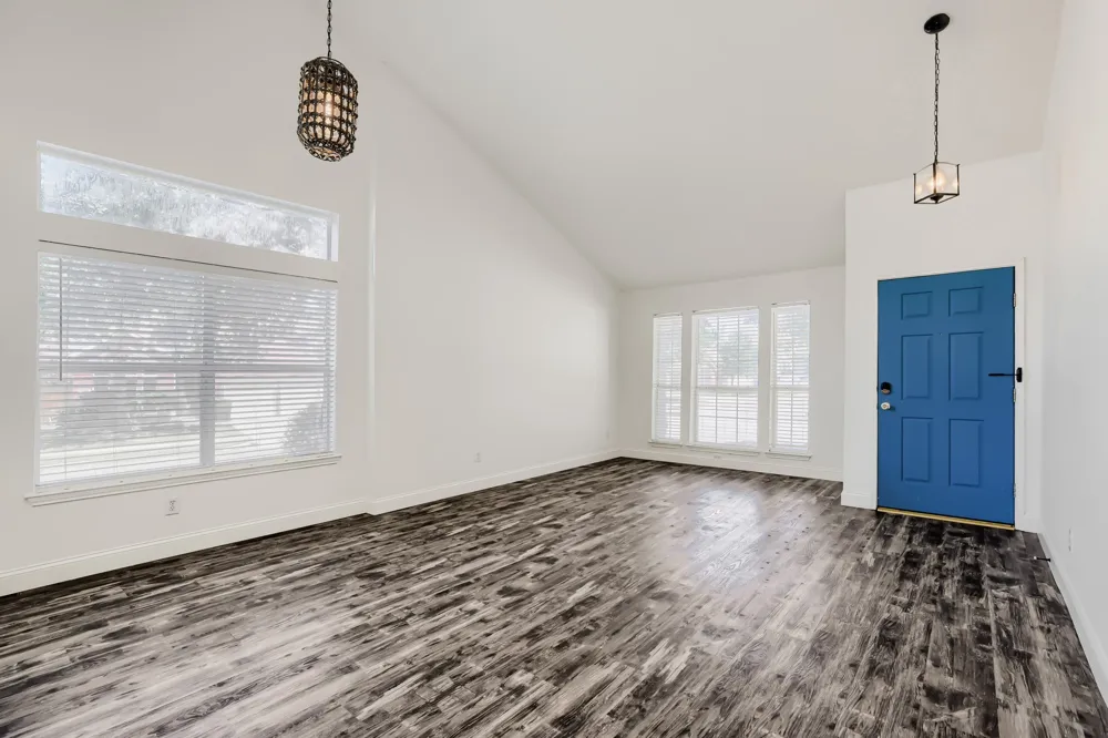 5602 Vista Park Lane Sachse, TX 75048