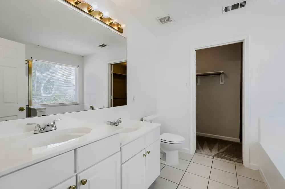5602 Vista Park Lane Sachse, TX 75048