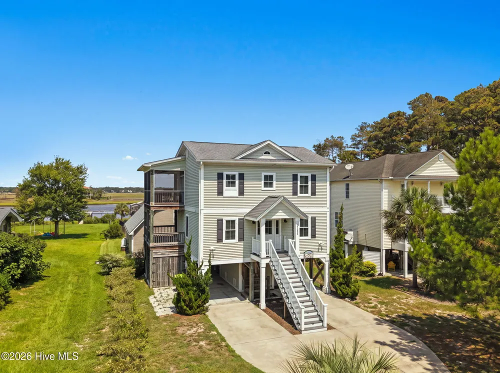 5106 E Yacht Drive Oak Island, NC 28465