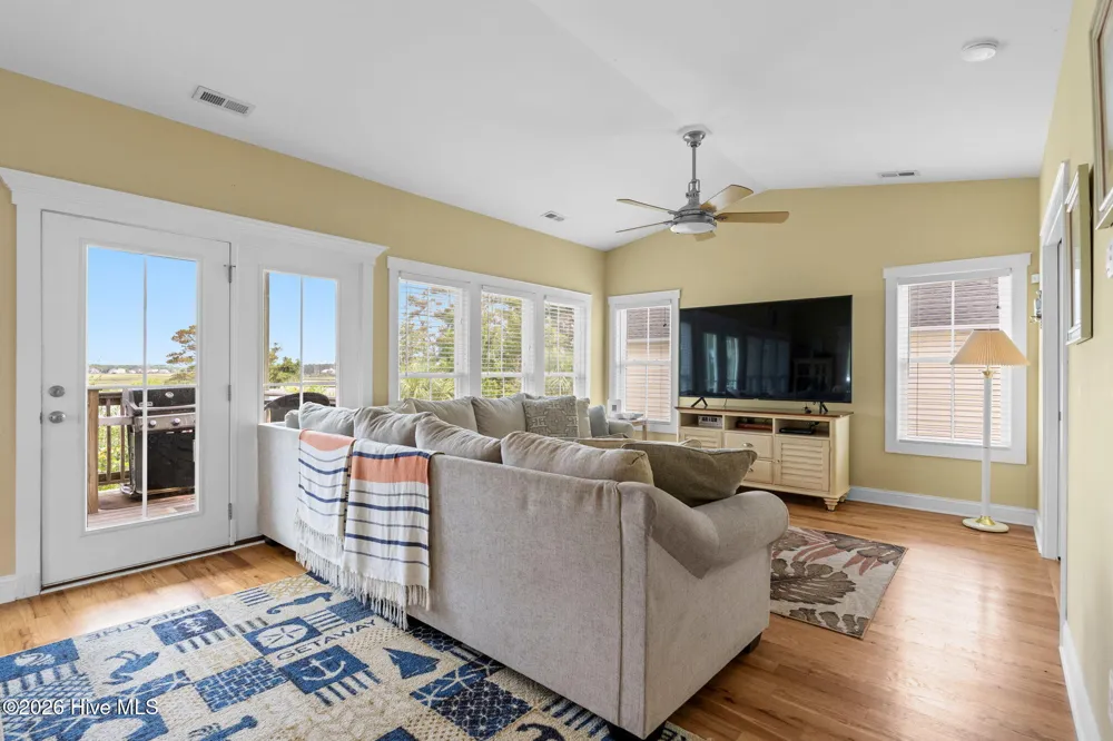 5106 E Yacht Drive Oak Island, NC 28465