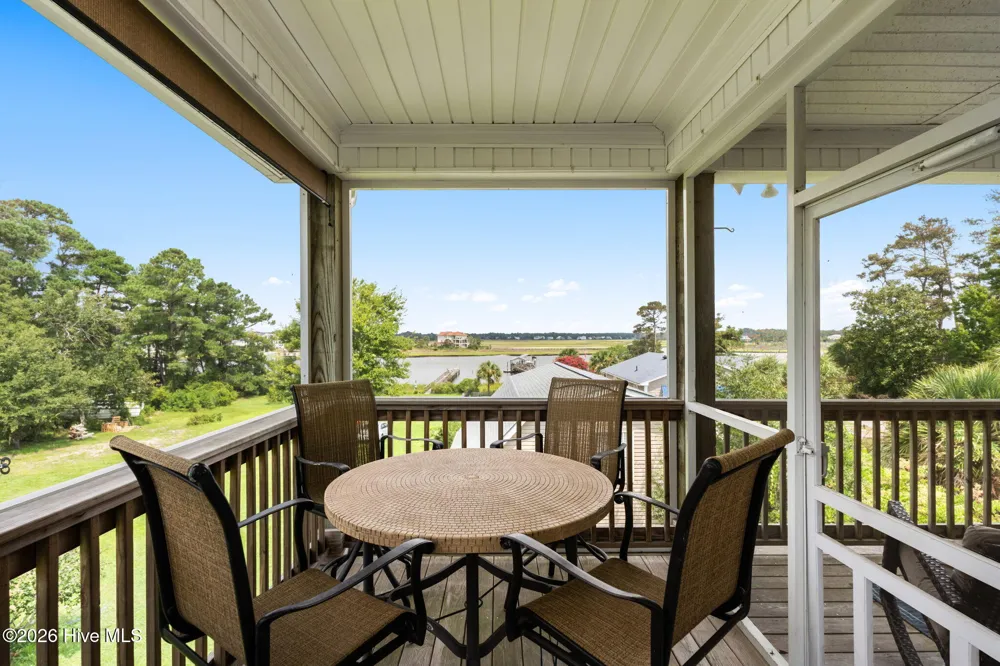 5106 E Yacht Drive Oak Island, NC 28465
