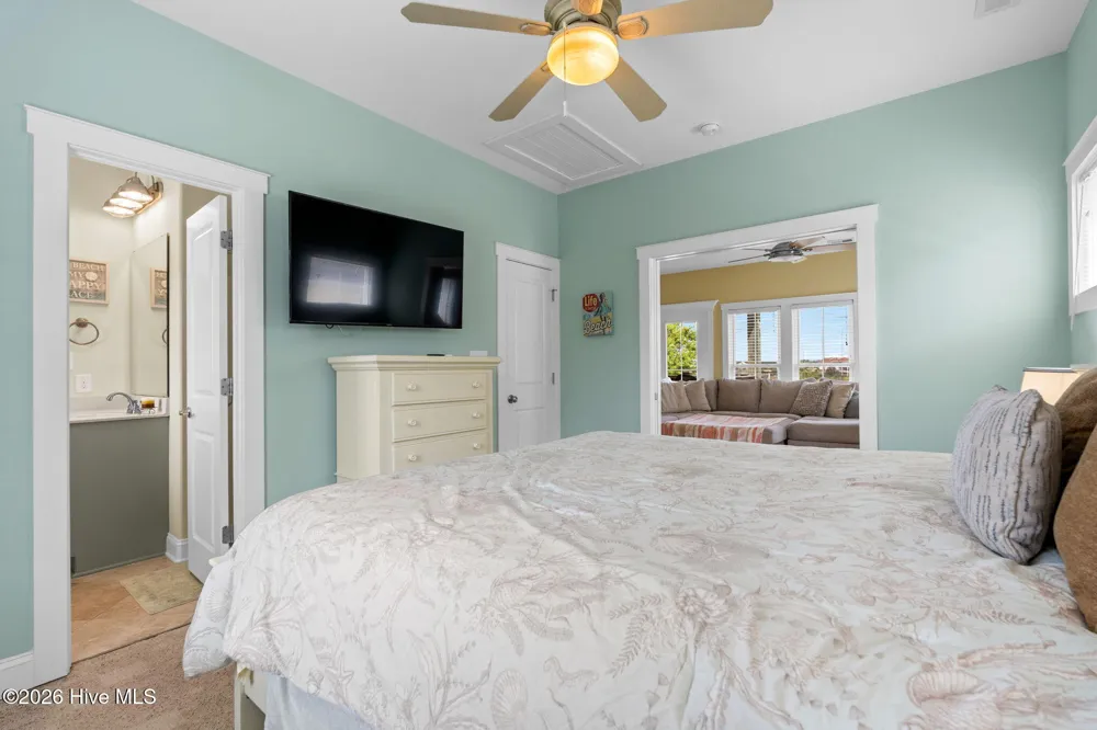 5106 E Yacht Drive Oak Island, NC 28465