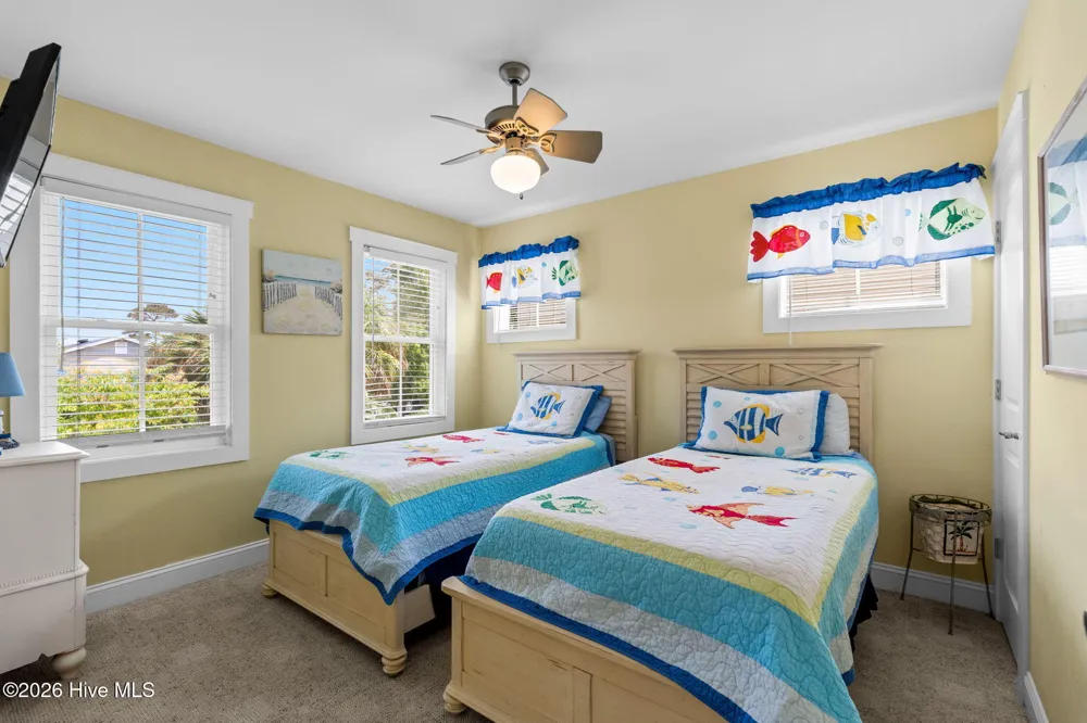 5106 E Yacht Drive Oak Island, NC 28465