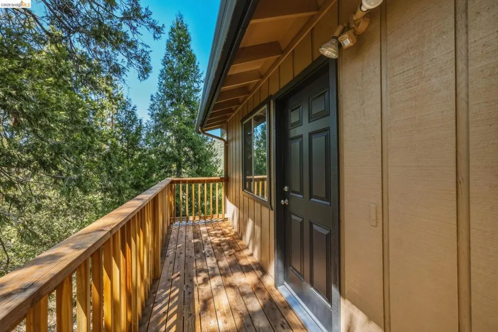20550 Deerhaven Dr Tuolumne, CA 95379