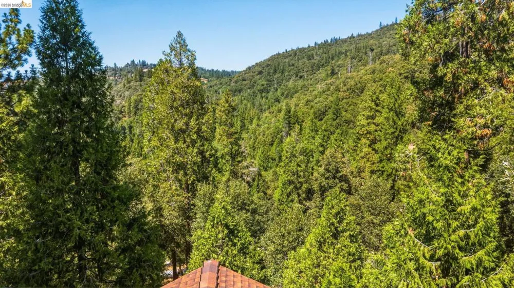 20550 Deerhaven Dr Tuolumne, CA 95379