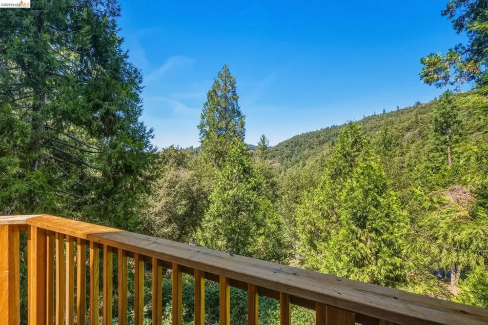 20550 Deerhaven Dr Tuolumne, CA 95379
