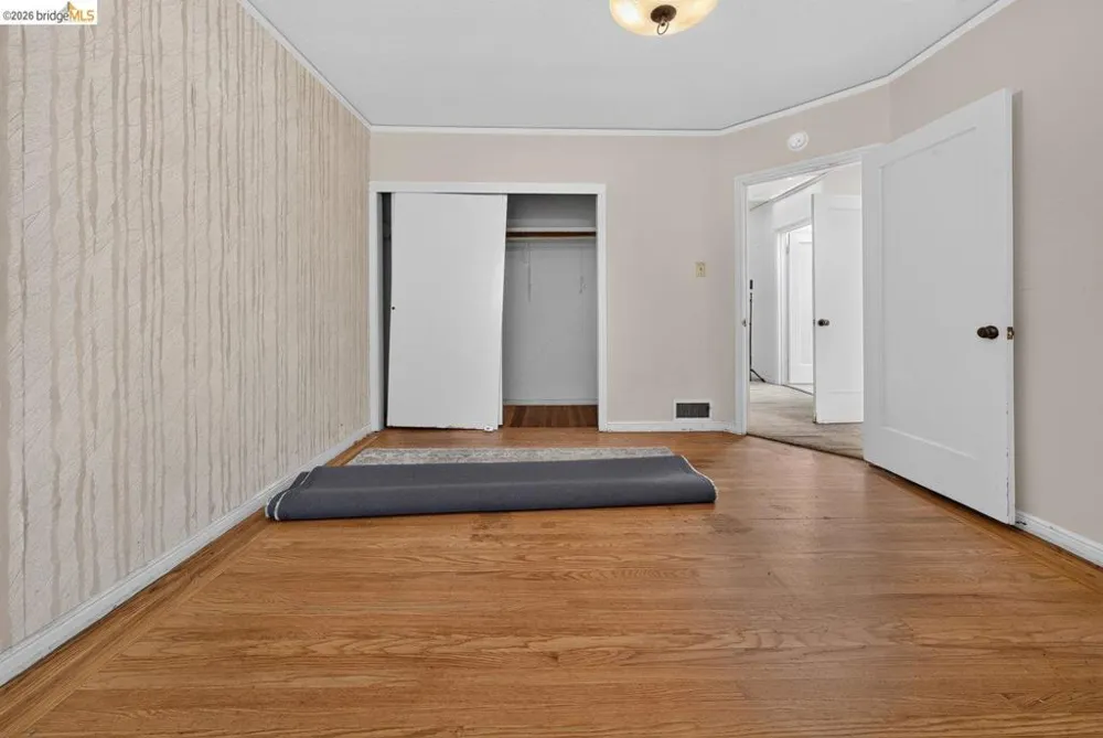 59 Santa Fe Ave San Francisco, CA 94124
