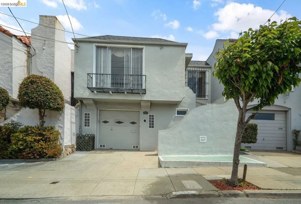 59 Santa Fe Ave San Francisco, CA 94124