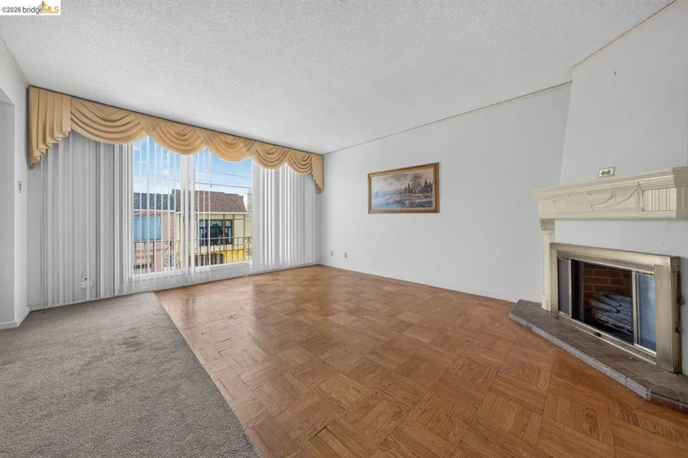 59 Santa Fe Ave San Francisco, CA 94124
