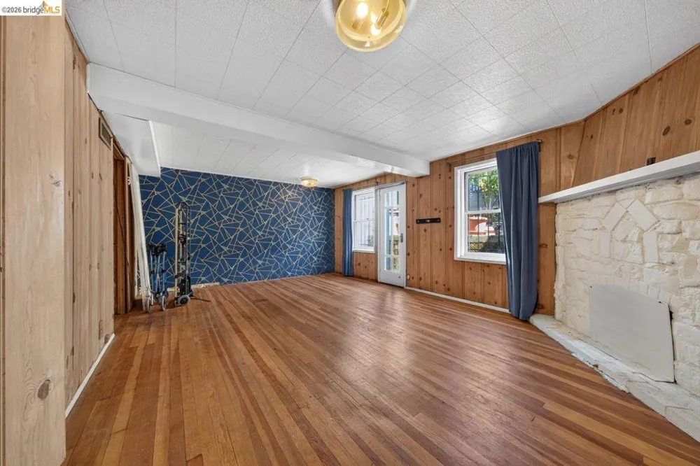 59 Santa Fe Ave San Francisco, CA 94124