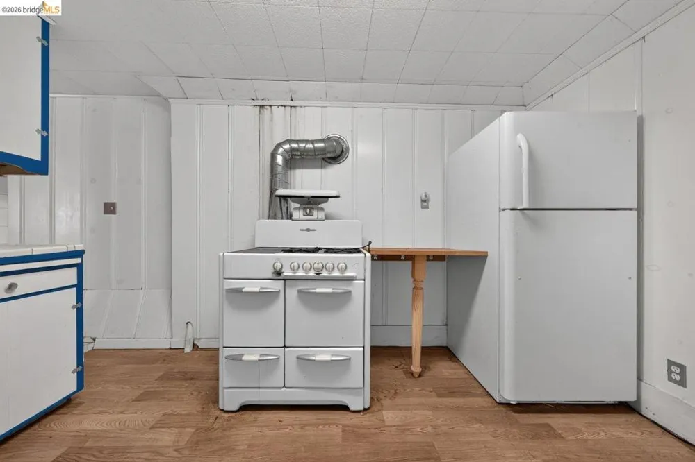 59 Santa Fe Ave San Francisco, CA 94124