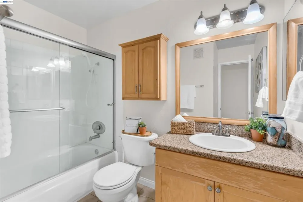 1087 Murrieta Blvd #339 Livermore, CA 94550