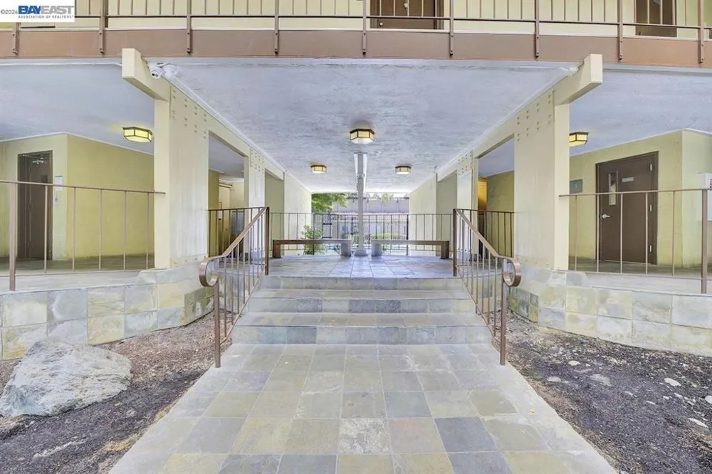 1087 Murrieta Blvd #339 Livermore, CA 94550