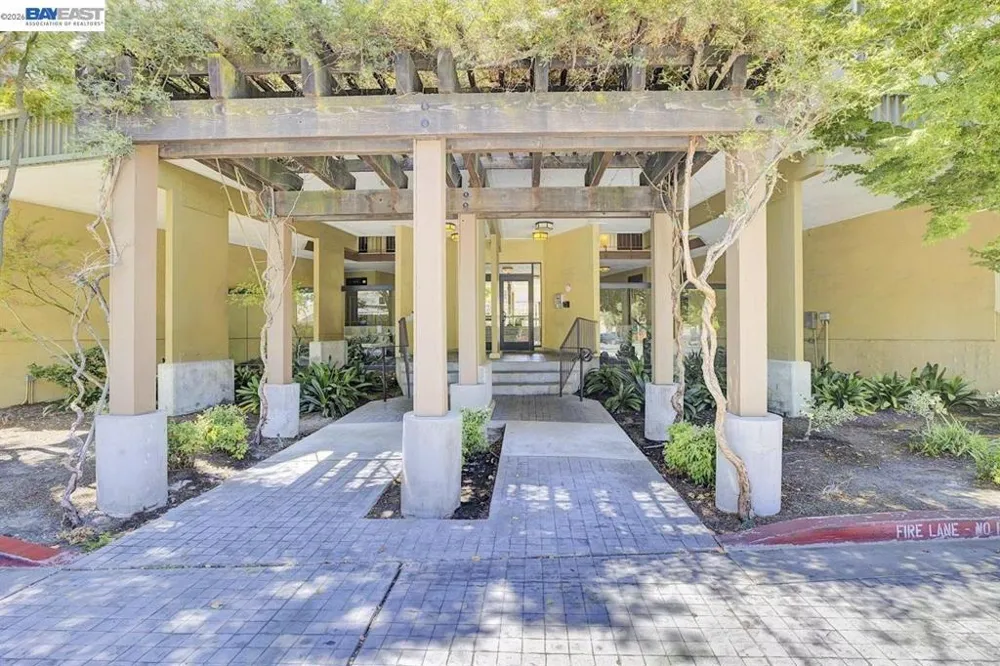 1087 Murrieta Blvd #339 Livermore, CA 94550