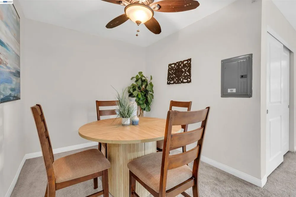 1087 Murrieta Blvd #339 Livermore, CA 94550