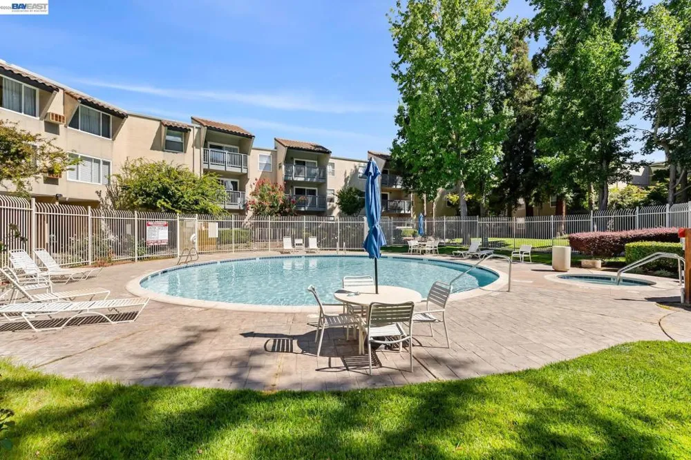 1087 Murrieta Blvd #339 Livermore, CA 94550