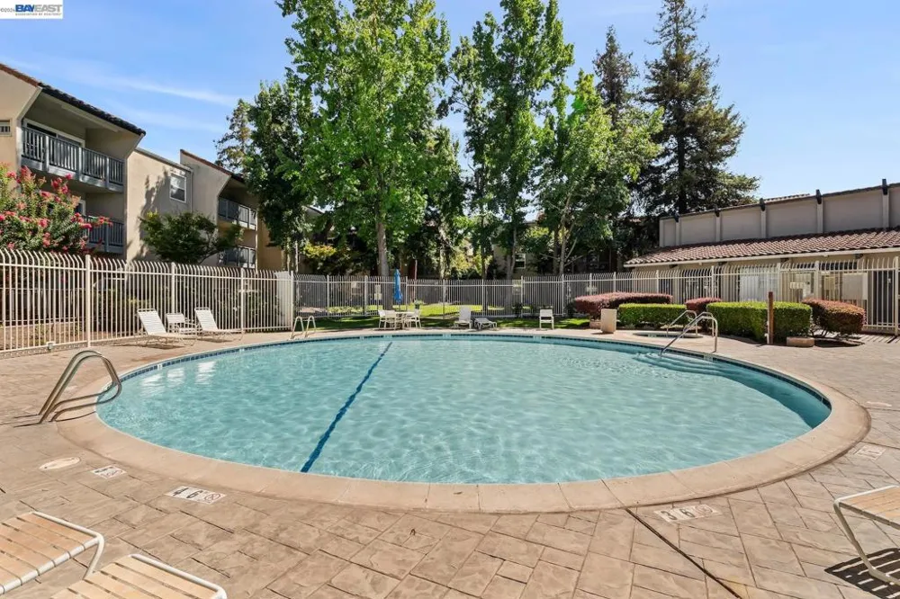 1087 Murrieta Blvd #339 Livermore, CA 94550