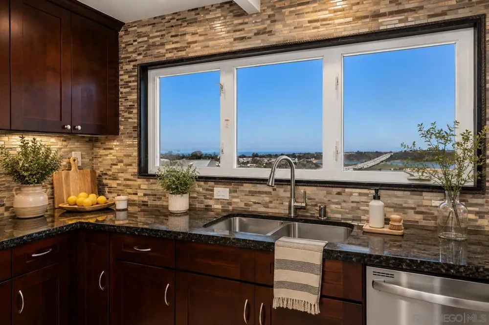 1750 Barbara Encinitas, CA 92024