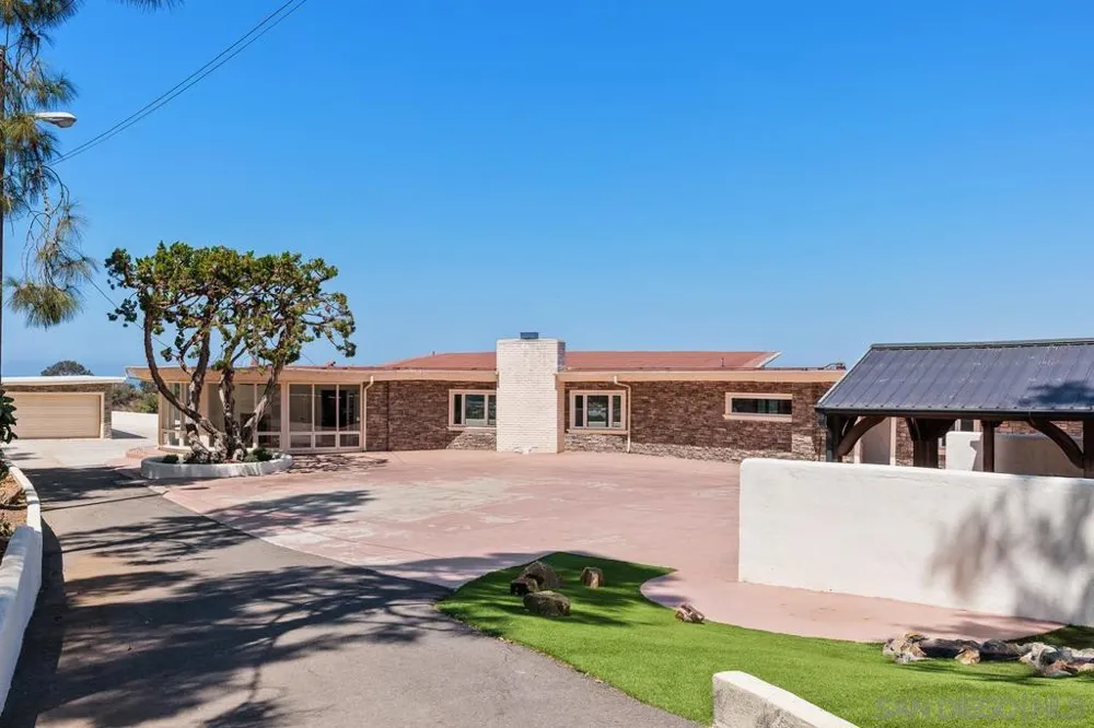 1750 Barbara Encinitas, CA 92024