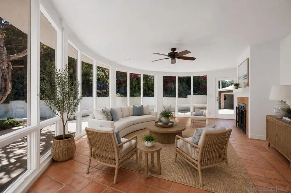 1750 Barbara Encinitas, CA 92024