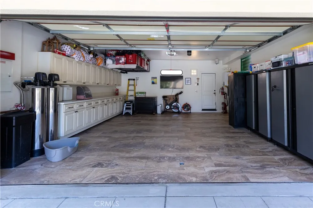 15715 Molly Avenue Chino, CA 91708