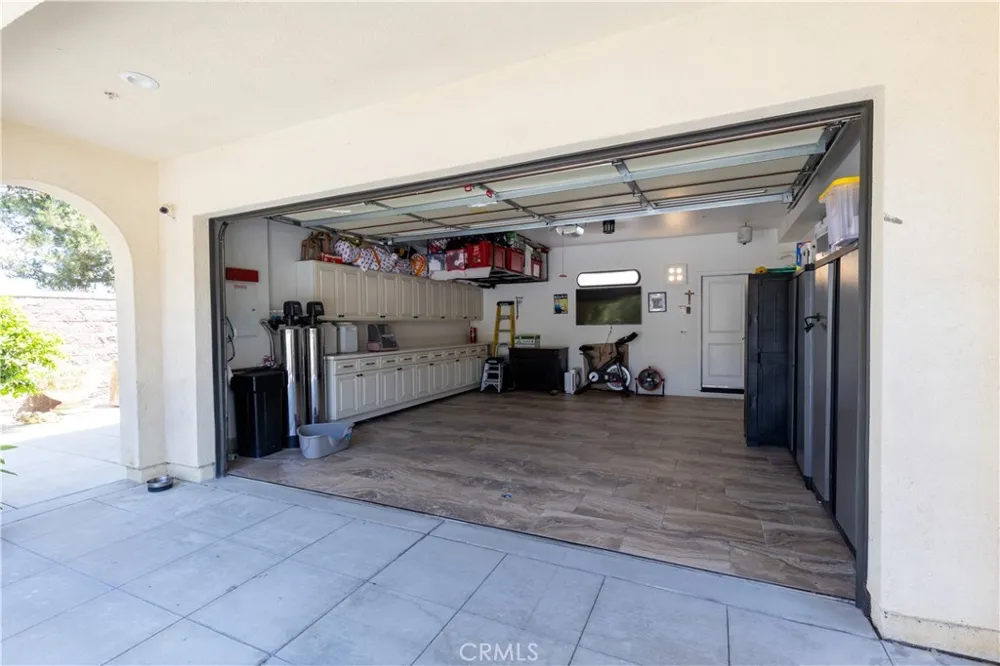 15715 Molly Avenue Chino, CA 91708