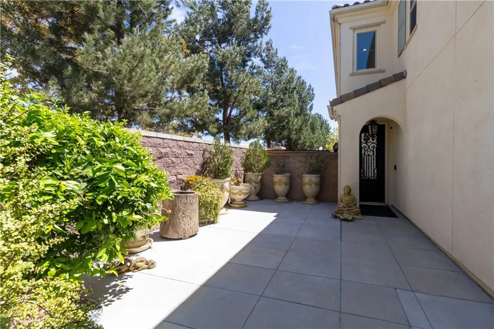 15715 Molly Avenue Chino, CA 91708