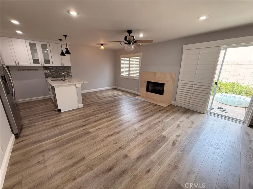 186 S Idaho Street La Habra, CA 90631