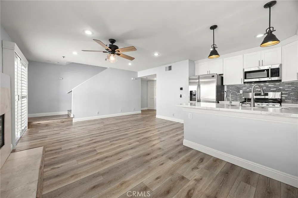 186 S Idaho Street La Habra, CA 90631