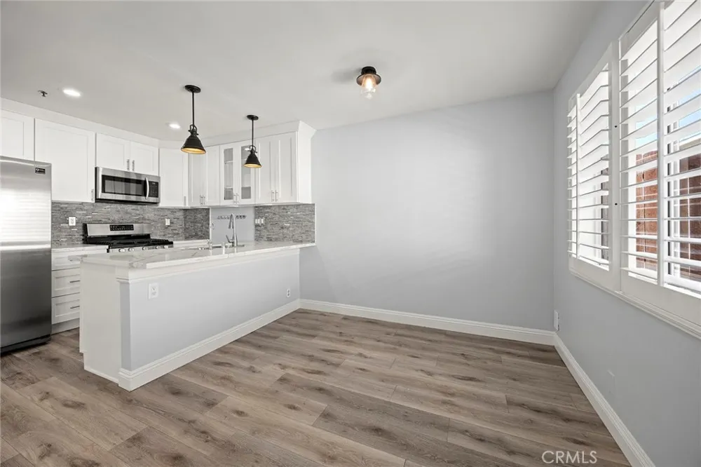 186 S Idaho Street La Habra, CA 90631