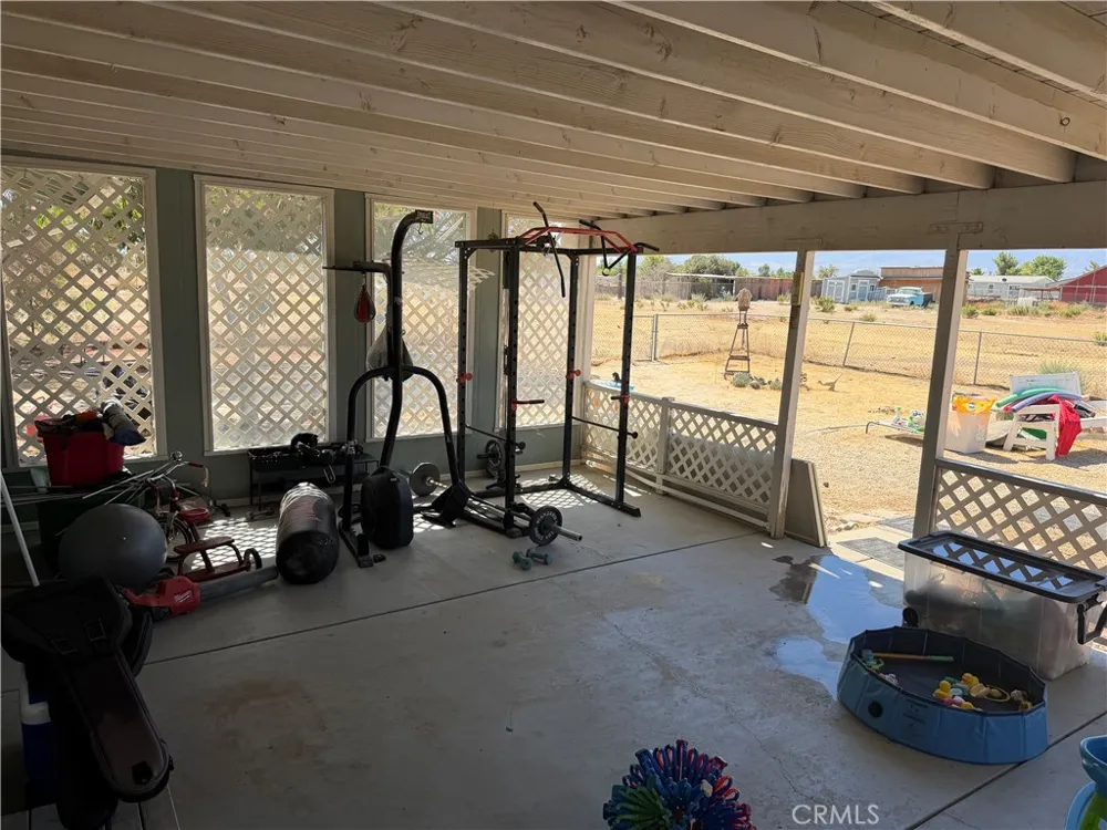 11540 E Avenue R2 Littlerock, CA 93543