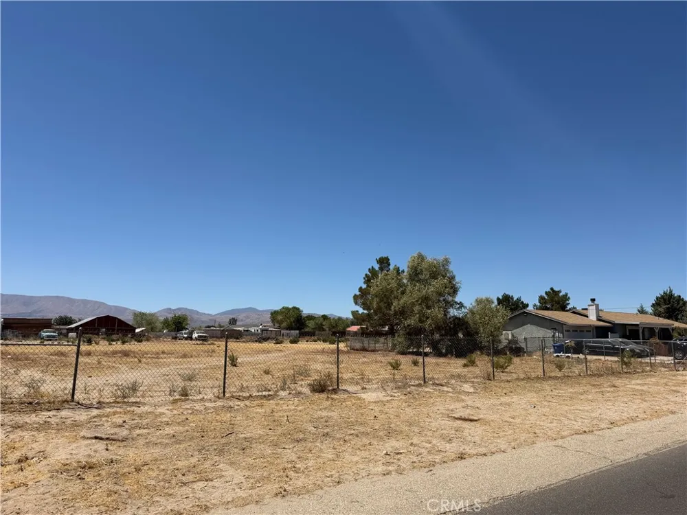 11540 E Avenue R2 Littlerock, CA 93543