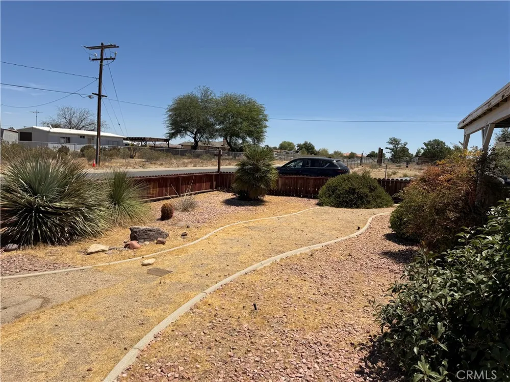 11540 E Avenue R2 Littlerock, CA 93543