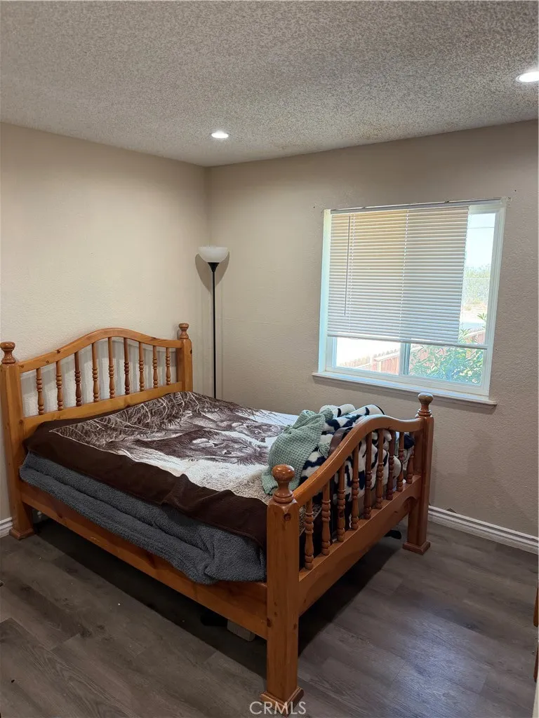 11540 E Avenue R2 Littlerock, CA 93543