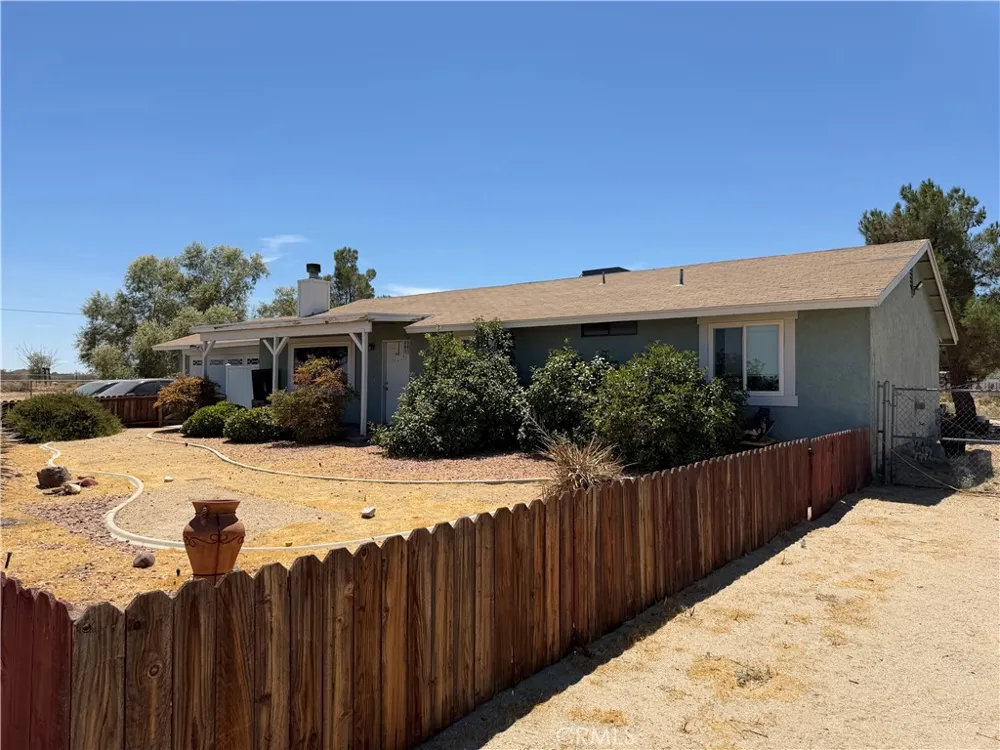 11540 E Avenue R2 Littlerock, CA 93543