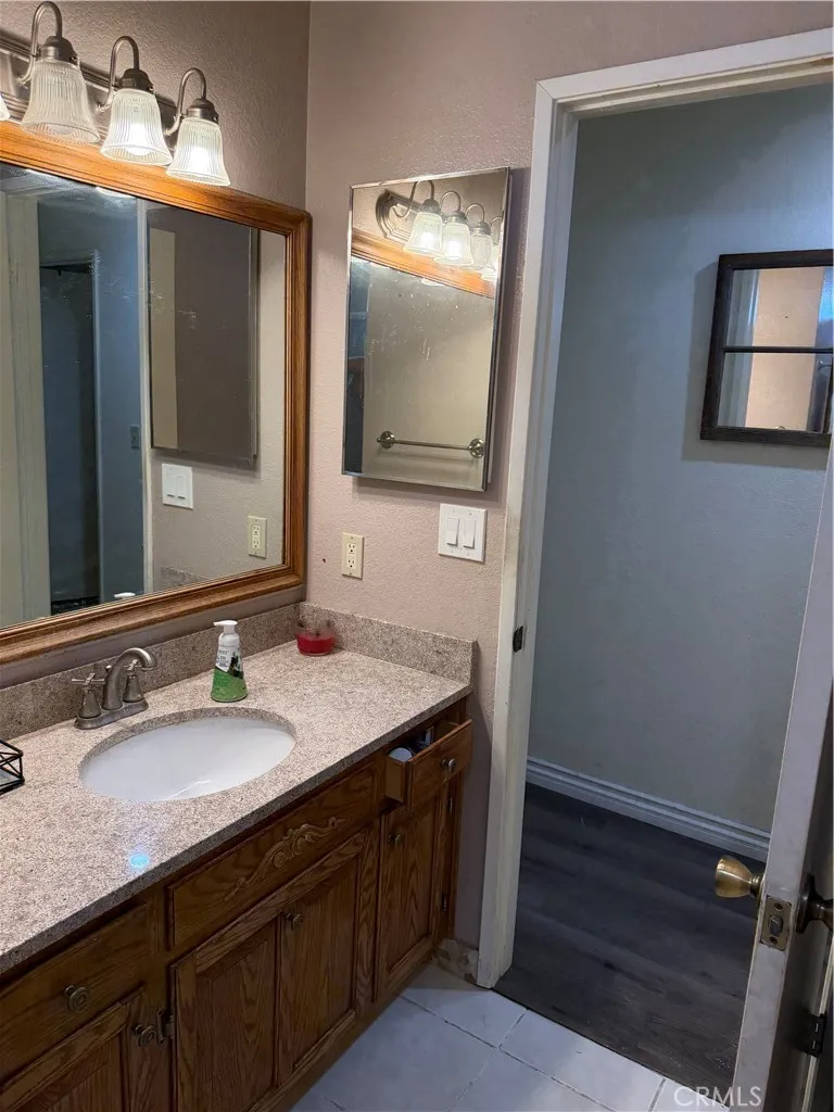 11540 E Avenue R2 Littlerock, CA 93543