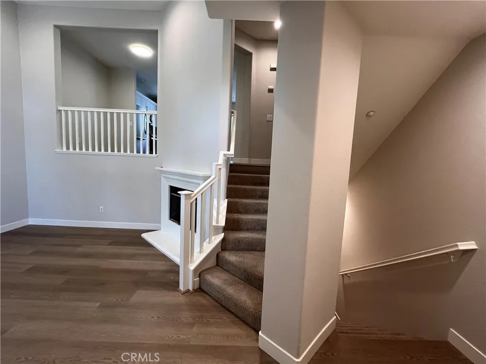 2252 Schlaepfer Fullerton, CA 92833