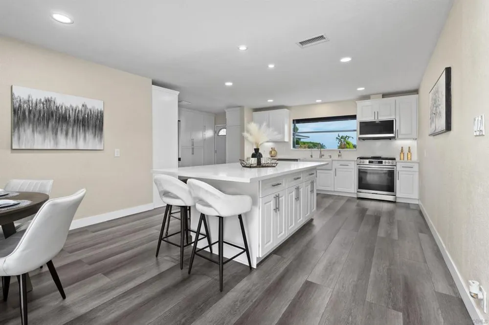 1160 Via Espana La Jolla, CA 92037