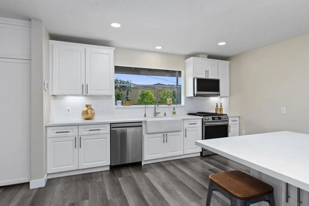 1160 Via Espana La Jolla, CA 92037