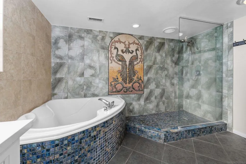 1160 Via Espana La Jolla, CA 92037