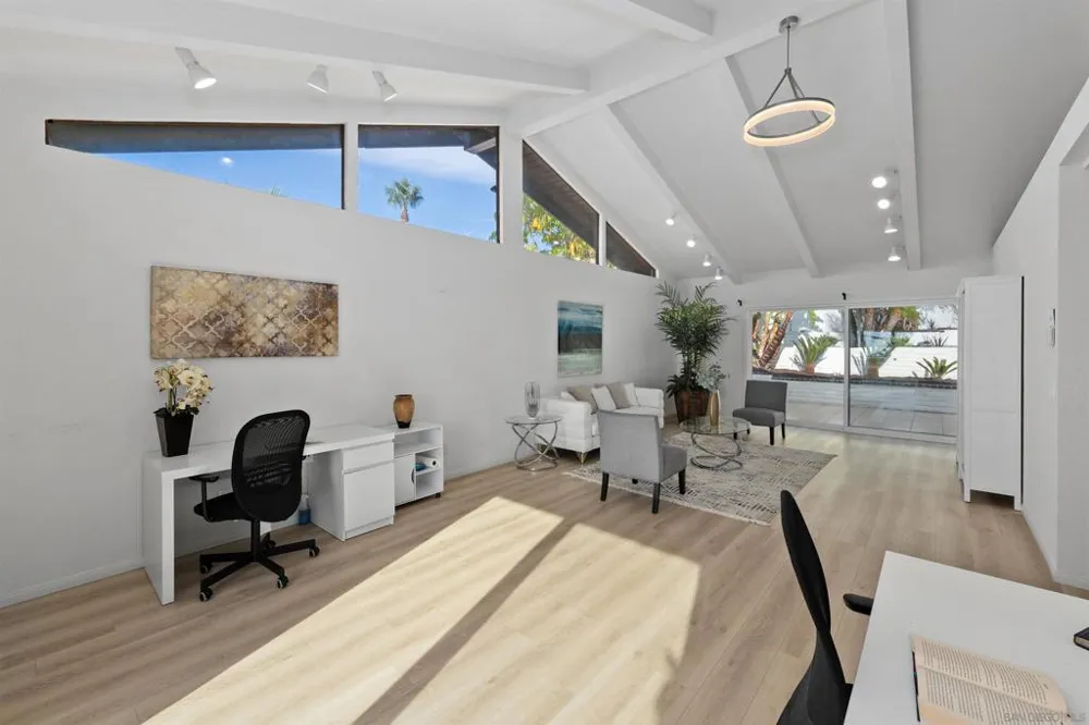 1160 Via Espana La Jolla, CA 92037