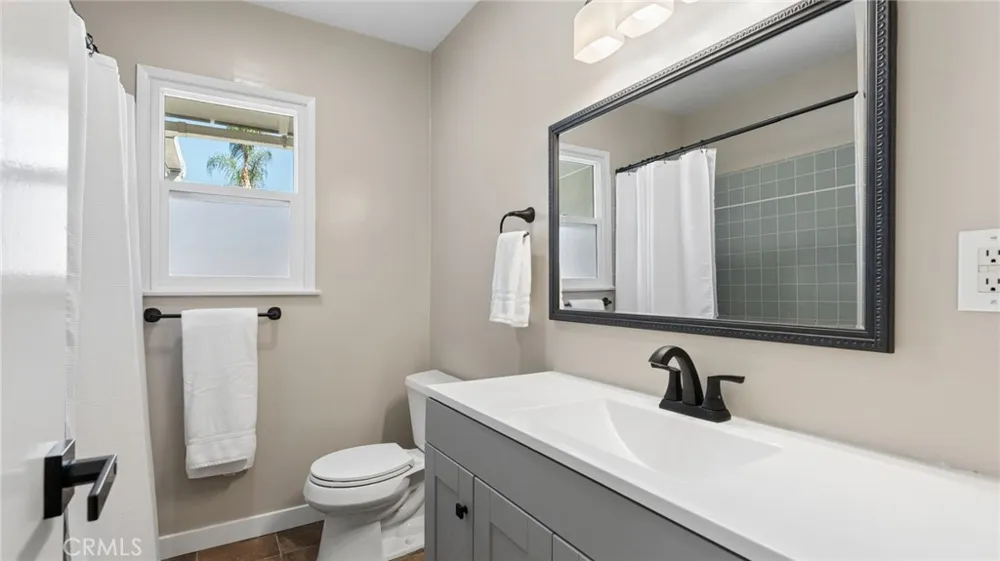 4130 Angela Simi Valley, CA 93063