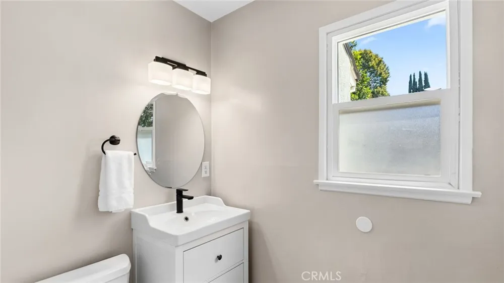4130 Angela Simi Valley, CA 93063