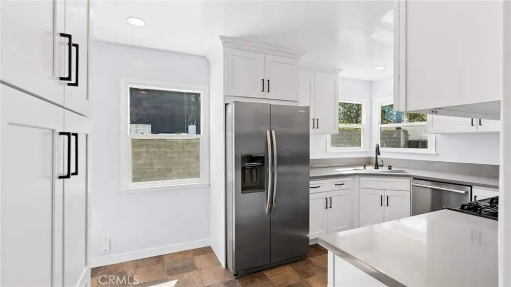 4130 Angela Simi Valley, CA 93063