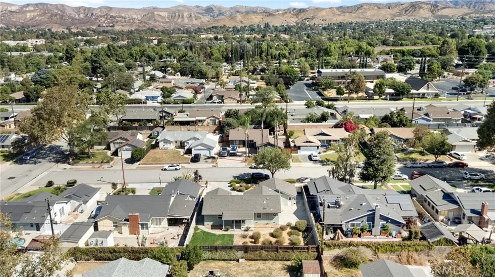 4130 Angela Simi Valley, CA 93063
