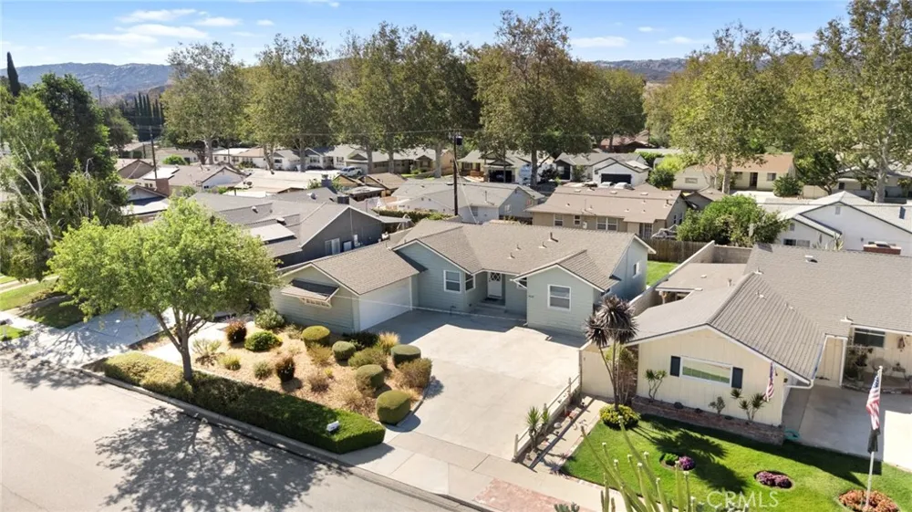 4130 Angela Simi Valley, CA 93063