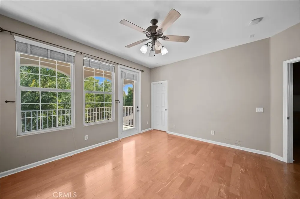 24014 Bridgeport Lane #42 Valencia, CA 91355
