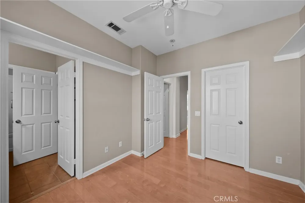 24014 Bridgeport Lane #42 Valencia, CA 91355