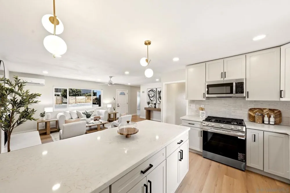 3653 S Barcelona St Spring Valley, CA 91977