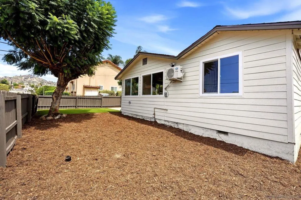 3653 S Barcelona St Spring Valley, CA 91977